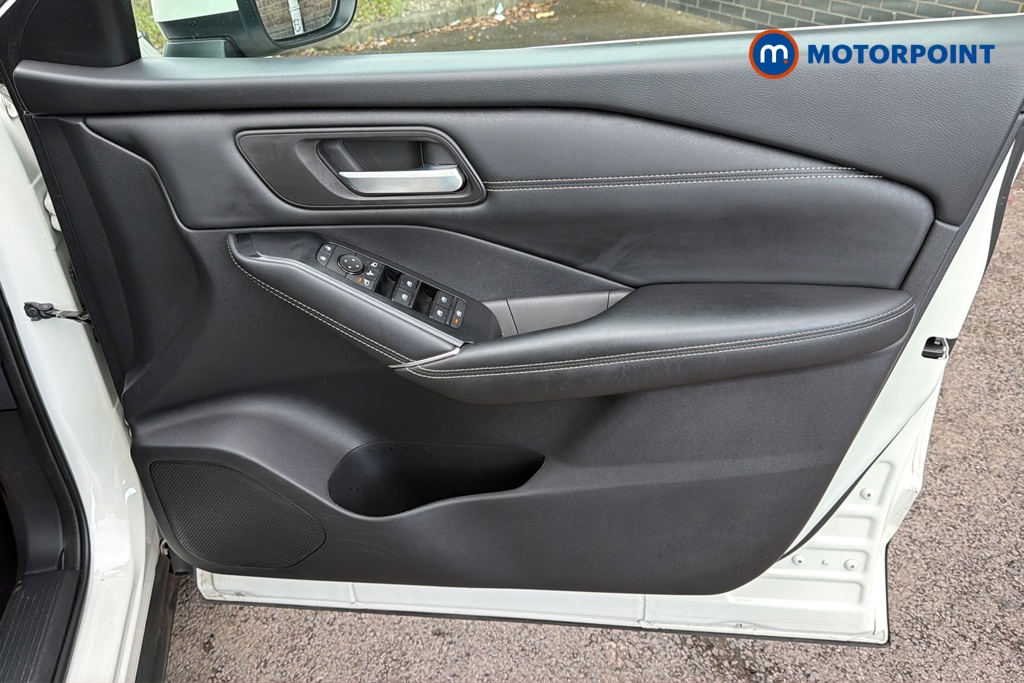 Nissan Qashqai N-Connecta Automatic Petrol SUV - Stock Number (1680719) - 18th supplementary image