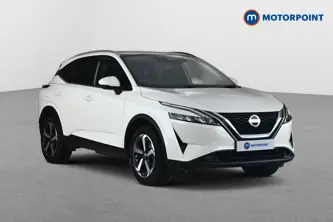 Nissan Qashqai N-Connecta Automatic Petrol SUV - Stock Number (1680719) - Drivers side front corner