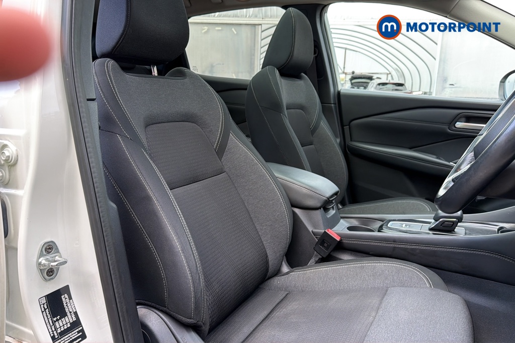 Nissan Qashqai N-Connecta Automatic Petrol SUV - Stock Number (1680719) - 22nd supplementary image