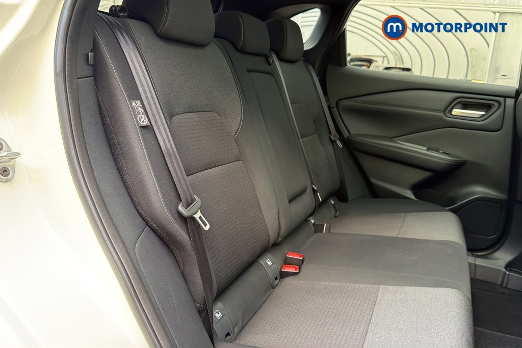 Nissan Qashqai N-Connecta Automatic Petrol SUV - Stock Number (1680719) - 25th supplementary image