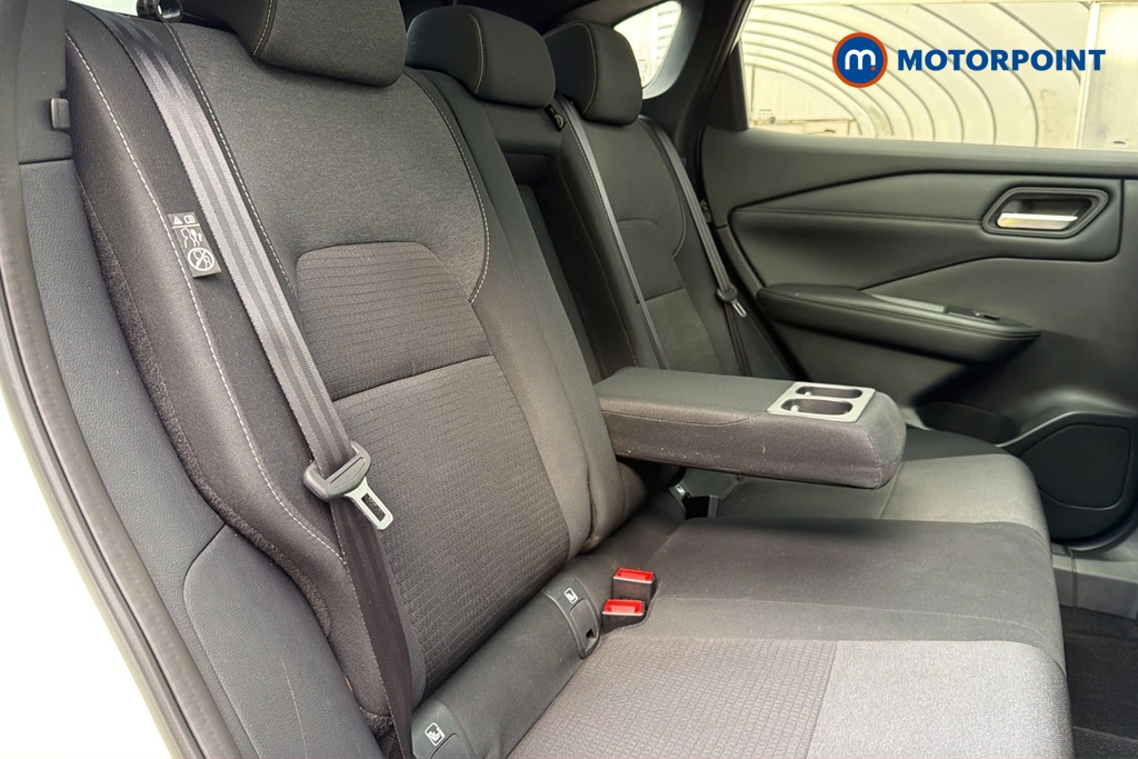 Nissan Qashqai N-Connecta Automatic Petrol SUV - Stock Number (1680719) - 26th supplementary image