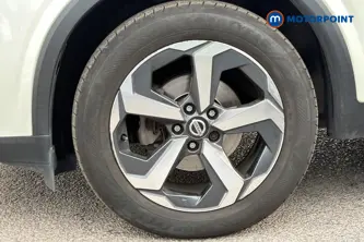 Nissan Qashqai N-Connecta Automatic Petrol SUV - Stock Number (1680719) - 44th supplementary image