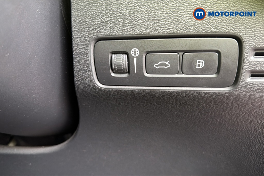 Volvo Xc40 Inscription Pro Automatic Petrol Plug-In Hybrid SUV - Stock Number (1680732) - 11th supplementary image
