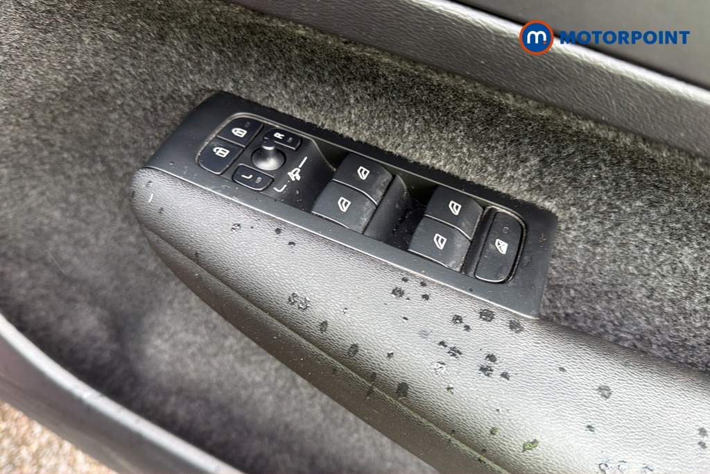 Volvo Xc40 Inscription Pro Automatic Petrol Plug-In Hybrid SUV - Stock Number (1680732) - 19th supplementary image