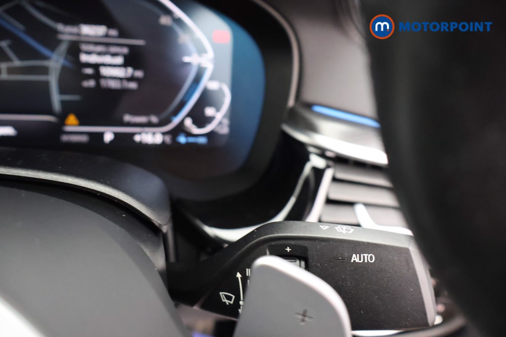 BMW 5 Series M Sport Automatic Petrol Plug-In Hybrid Saloon - Stock Number (1680873) - 6th supplementary image