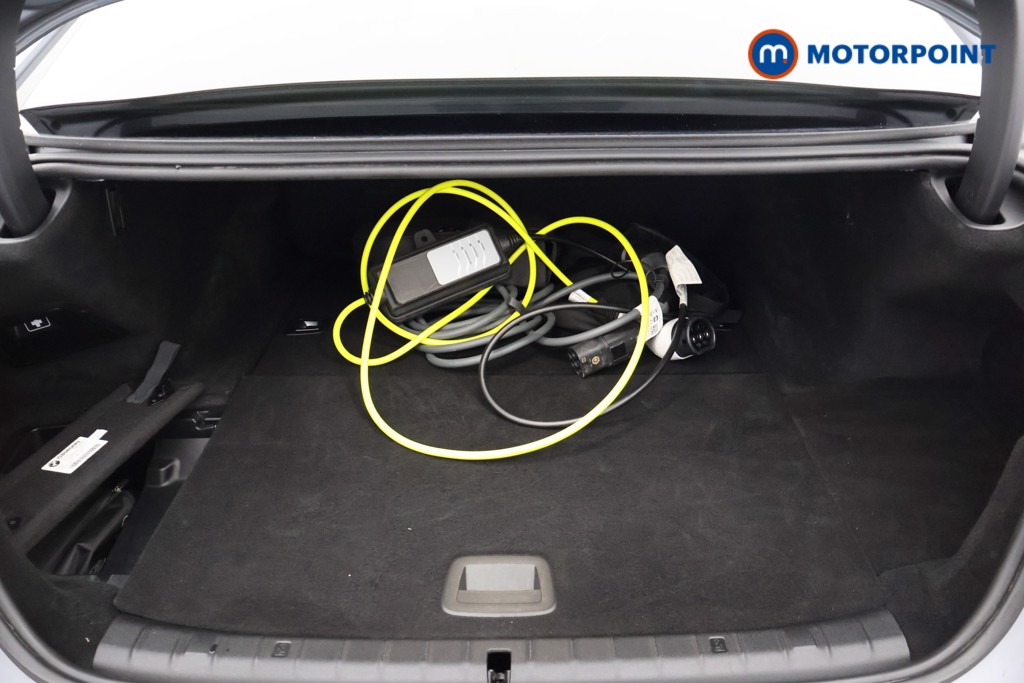BMW 5 Series M Sport Automatic Petrol Plug-In Hybrid Saloon - Stock Number (1680873) - 21st supplementary image
