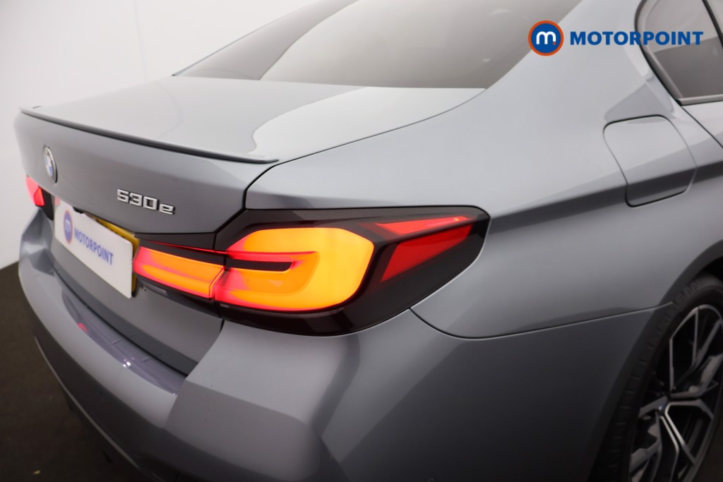 BMW 5 Series M Sport Automatic Petrol Plug-In Hybrid Saloon - Stock Number (1680873) - 22nd supplementary image