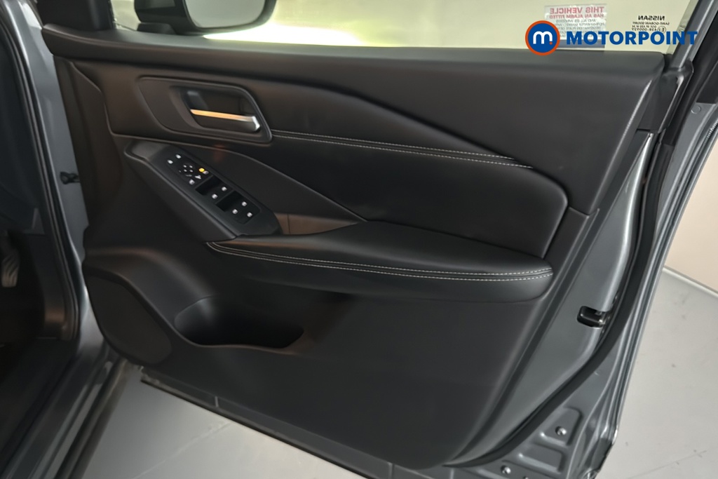 Nissan Qashqai Acenta Premium Automatic Petrol-Electric Hybrid SUV - Stock Number (1681369) - 18th supplementary image