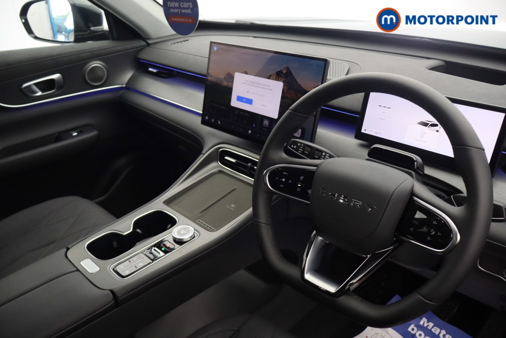 Chery Tiggo 8 Summit Automatic Petrol Plug-In Hybrid SUV - Stock Number (1682787) - 1st supplementary image