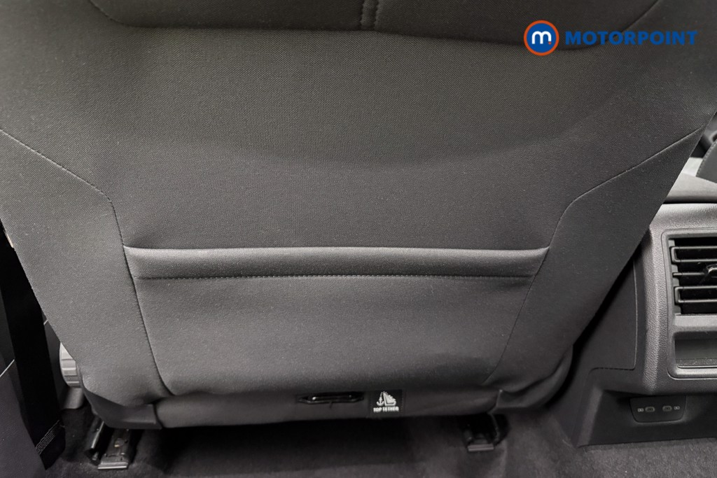 Volkswagen Golf Life Manual Petrol Hatchback - Stock Number (1682895) - 16th supplementary image