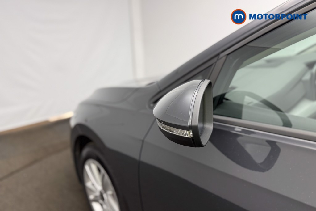 Volkswagen Golf Life Manual Petrol Hatchback - Stock Number (1682895) - 51st supplementary image