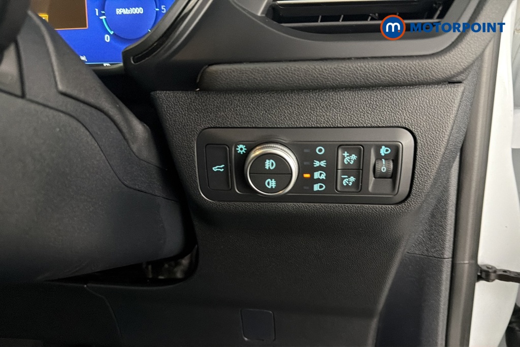 Ford Kuga St-Line Edition Manual Diesel SUV - Stock Number (1682969) - 11th supplementary image