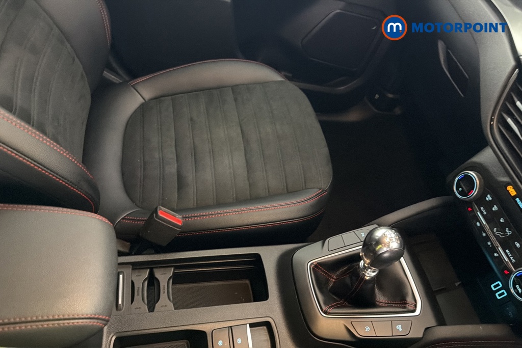 Ford Kuga St-Line Edition Manual Diesel SUV - Stock Number (1682969) - 16th supplementary image