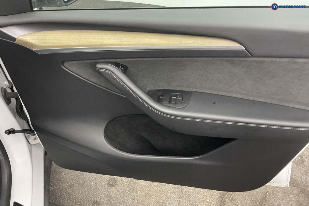 Tesla Model Y Long Range Automatic Electric SUV - Stock Number (1683072) - 19th supplementary image
