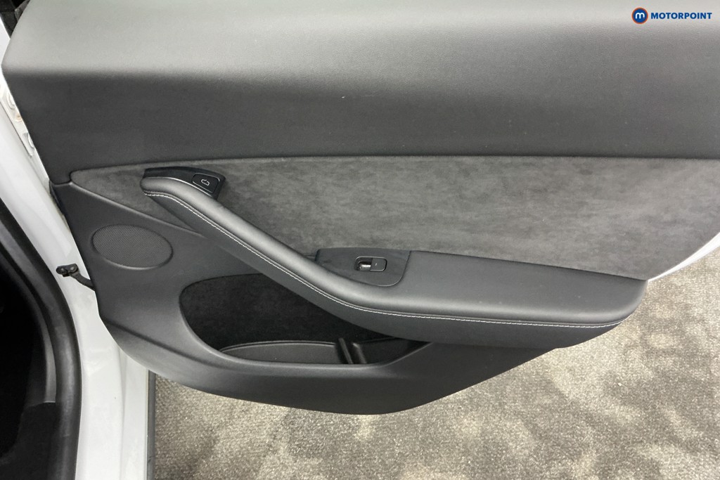 Tesla Model Y Long Range Automatic Electric SUV - Stock Number (1683072) - 21st supplementary image