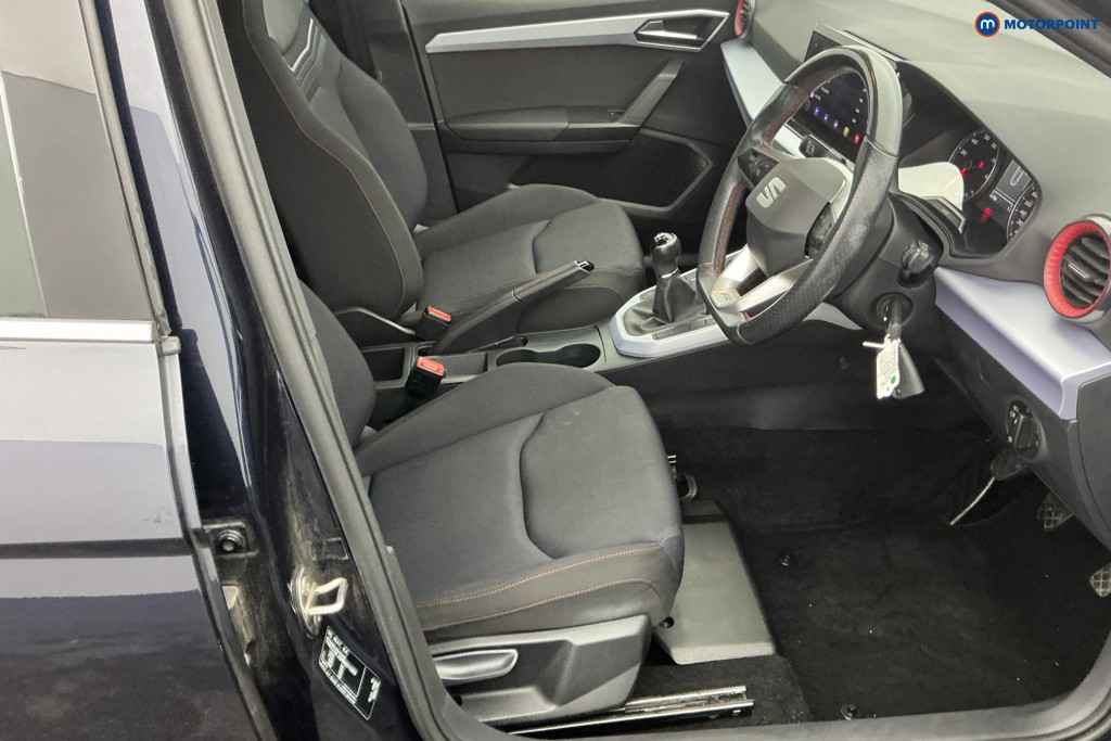 Seat Arona FR Manual Petrol SUV - Stock Number (1683131) - 4th supplementary image