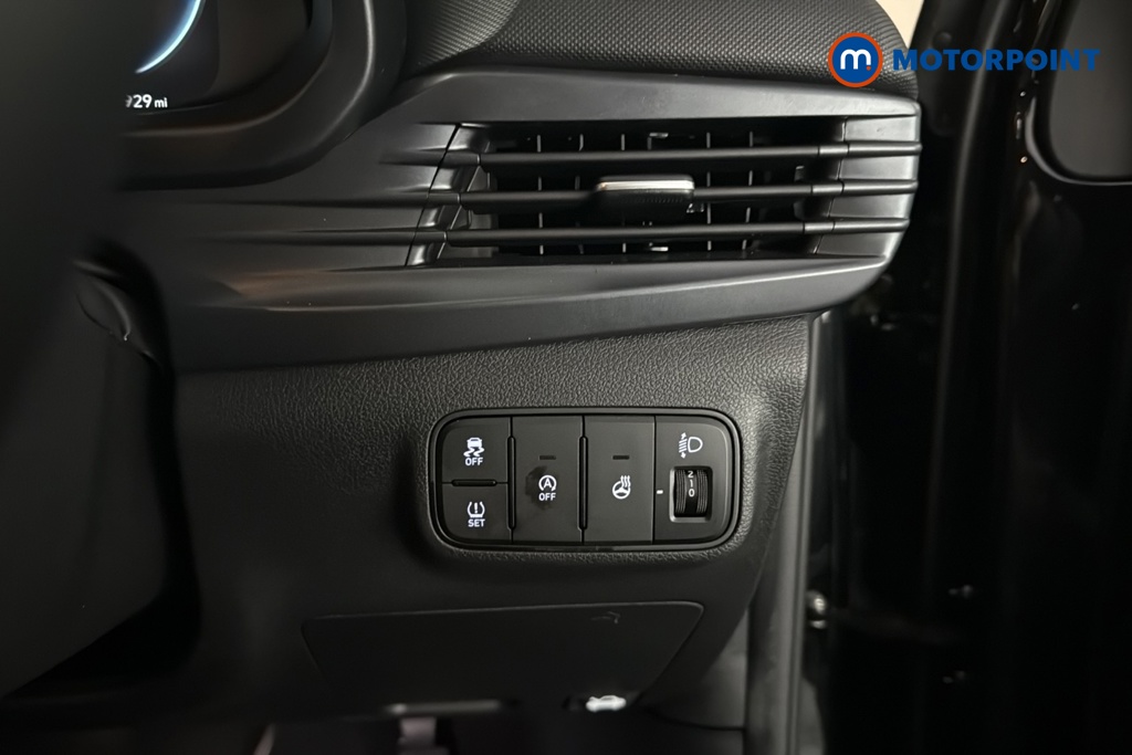 Hyundai I20 Tech Line Automatic Petrol Hatchback - Stock Number (1683298) - 11th supplementary image