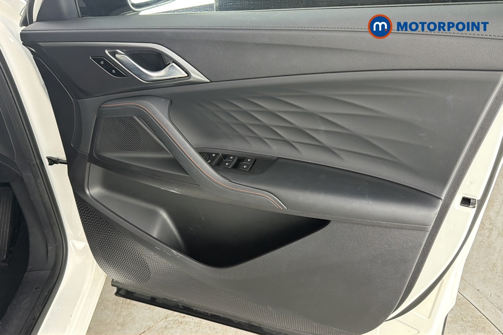 Mg Motor Uk HS Trophy Automatic Petrol-Electric Hybrid SUV - Stock Number (1683384) - 18th supplementary image