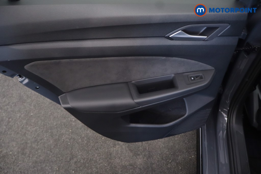Volkswagen Golf Black Edition Automatic Petrol Hatchback - Stock Number (1683782) - 38th supplementary image