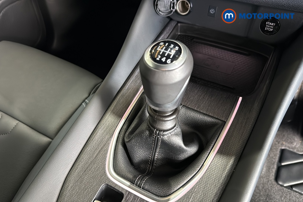 Nissan Qashqai Tekna Manual Petrol SUV - Stock Number (1683803) - 15th supplementary image