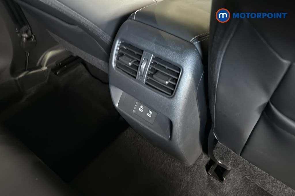 Nissan Qashqai Tekna Manual Petrol SUV - Stock Number (1683803) - 28th supplementary image