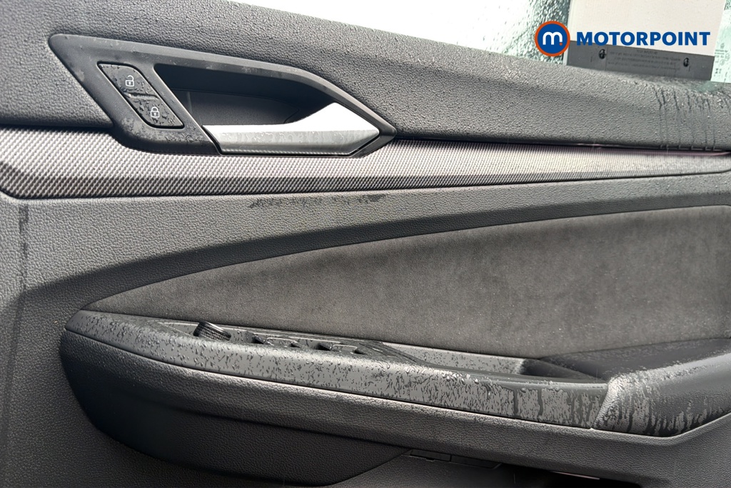 Volkswagen Golf Black Edition Automatic Petrol Hatchback - Stock Number (1684517) - 10th supplementary image