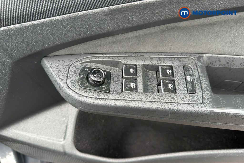 Volkswagen Golf Black Edition Automatic Petrol Hatchback - Stock Number (1684517) - 19th supplementary image