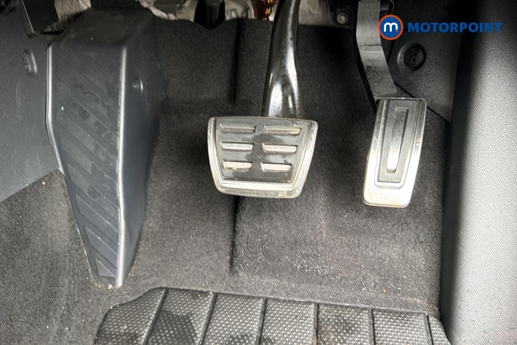Volkswagen Golf Black Edition Automatic Petrol Hatchback - Stock Number (1684517) - 24th supplementary image