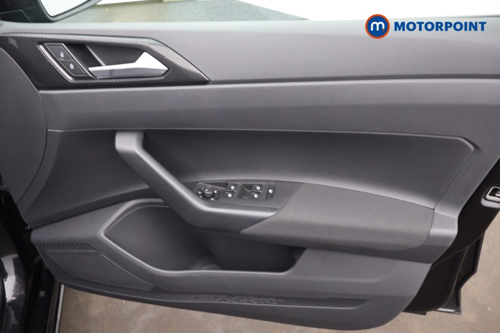 Volkswagen Polo Life Manual Petrol Hatchback - Stock Number (1684531) - 12th supplementary image