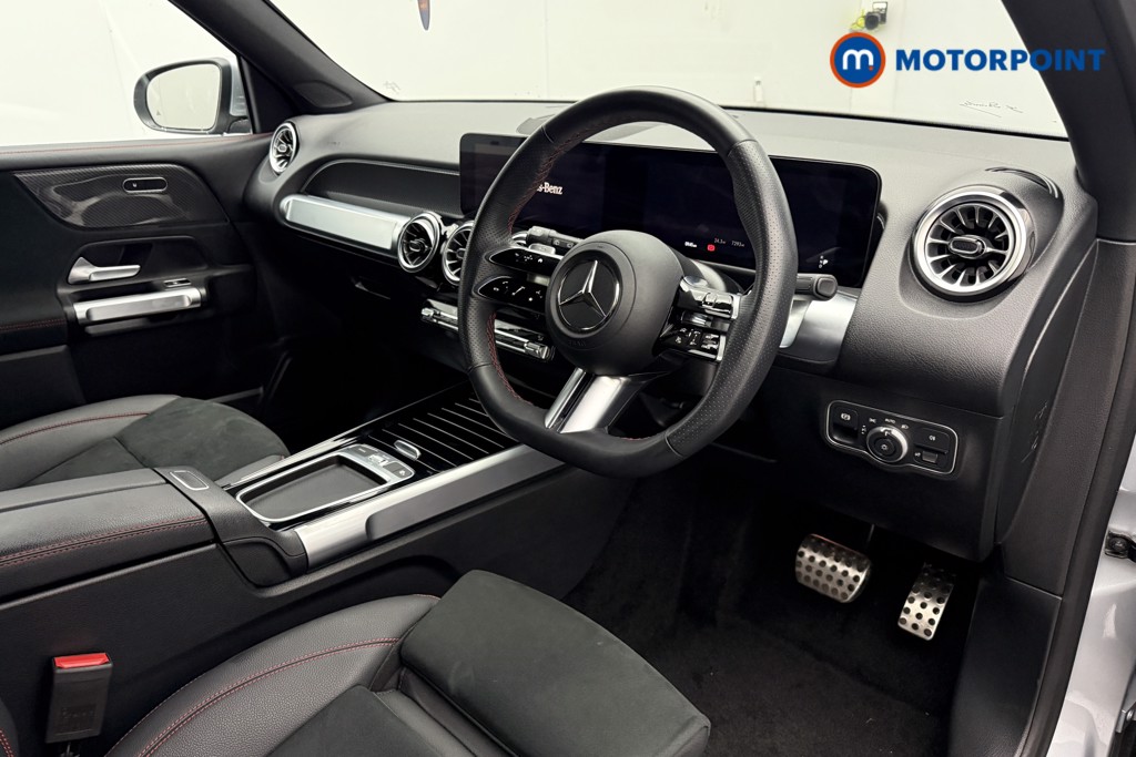 Mercedes-Benz GLB Amg Line Automatic Petrol SUV - Stock Number (1684558) - 7th supplementary image