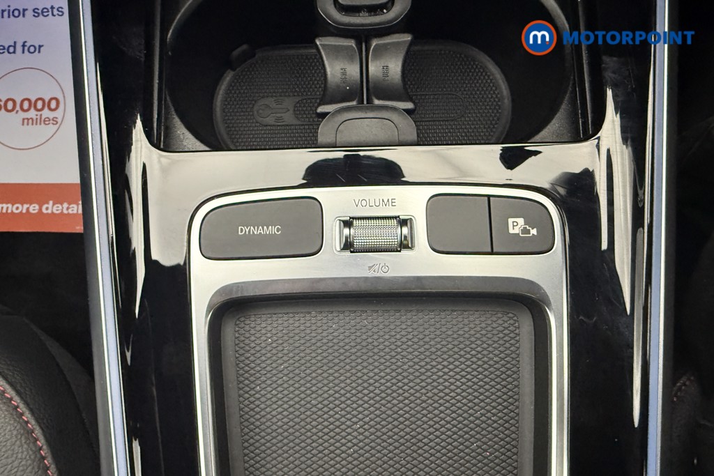 Mercedes-Benz GLB Amg Line Automatic Petrol SUV - Stock Number (1684558) - 18th supplementary image
