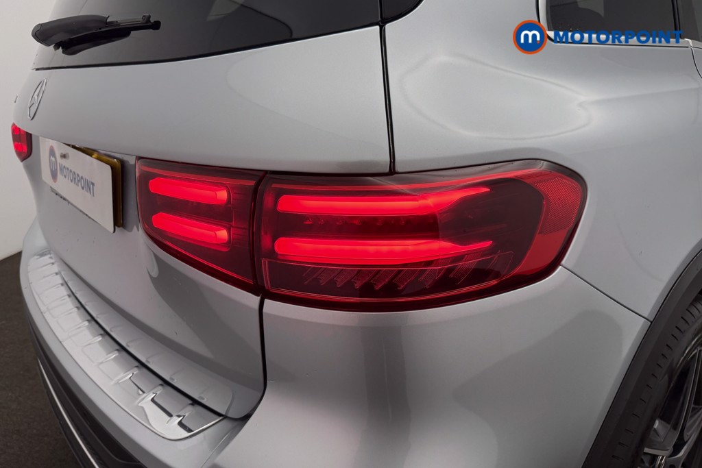 Mercedes-Benz GLB Amg Line Automatic Petrol SUV - Stock Number (1684558) - 22nd supplementary image