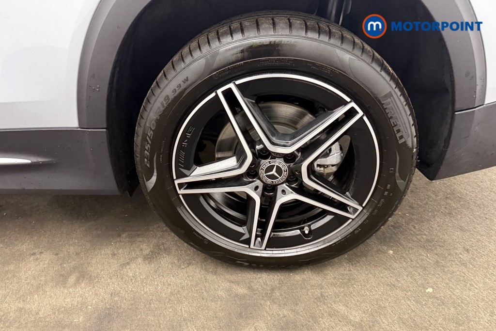 Mercedes-Benz GLB Amg Line Automatic Petrol SUV - Stock Number (1684558) - 29th supplementary image