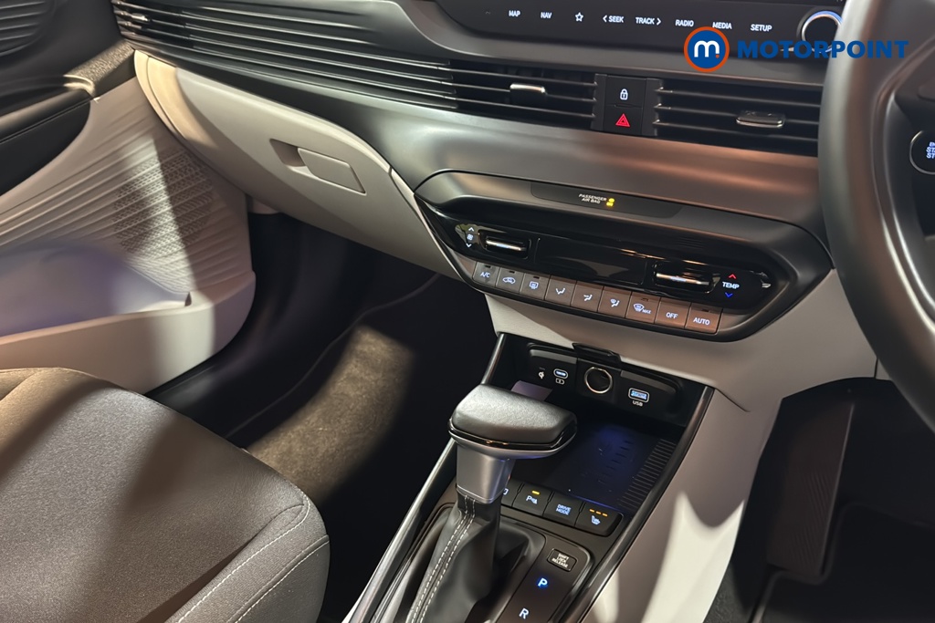 Hyundai I20 Tech Line Automatic Petrol Hatchback - Stock Number (1684699) - 15th supplementary image