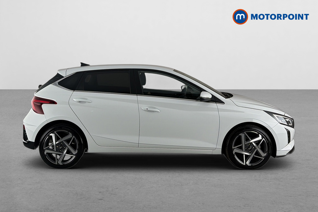 Hyundai I20 Tech Line Automatic Petrol Hatchback - Stock Number (1684714) - Passenger side