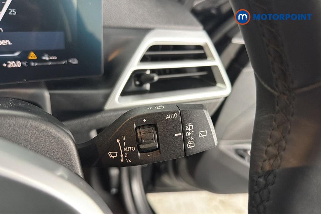 BMW 3 Series M Sport Automatic Petrol Plug-In Hybrid Estate - Stock Number (1684985) - 6th supplementary image