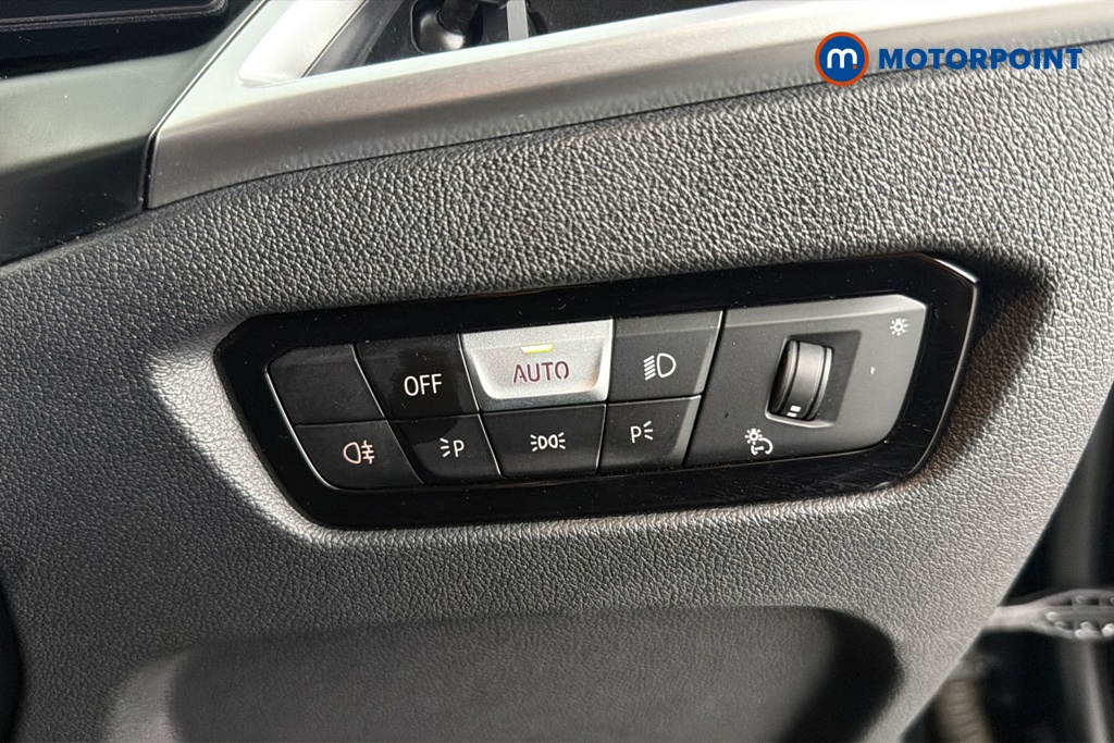 BMW 3 Series M Sport Automatic Petrol Plug-In Hybrid Estate - Stock Number (1684985) - 11th supplementary image