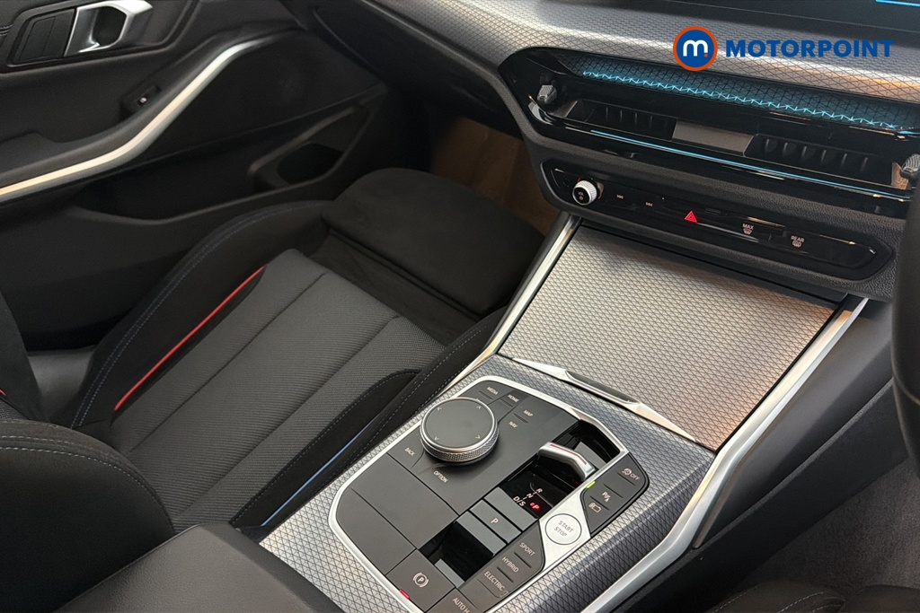 BMW 3 Series M Sport Automatic Petrol Plug-In Hybrid Estate - Stock Number (1684985) - 15th supplementary image