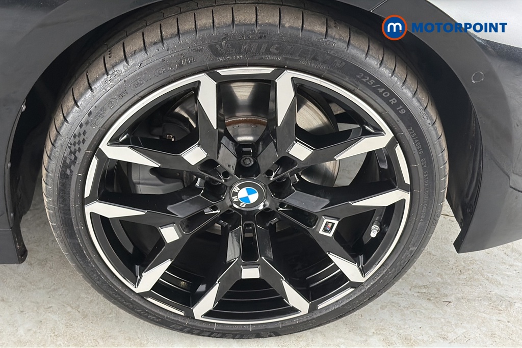BMW 3 Series M Sport Automatic Petrol Plug-In Hybrid Estate - Stock Number (1684985) - 47th supplementary image