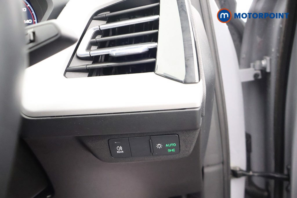 Audi Q4 Sport Automatic Electric SUV - Stock Number (1685254) - 7th supplementary image