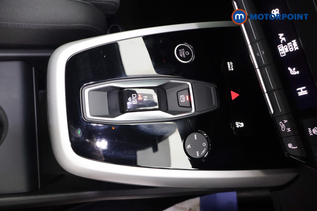 Audi Q4 Sport Automatic Electric SUV - Stock Number (1685254) - 10th supplementary image