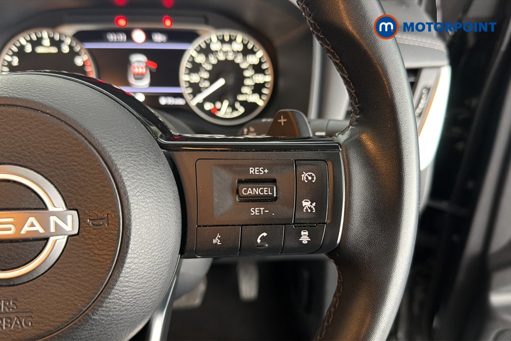 Nissan Qashqai Acenta Premium Automatic Petrol SUV - Stock Number (1685600) - 3rd supplementary image