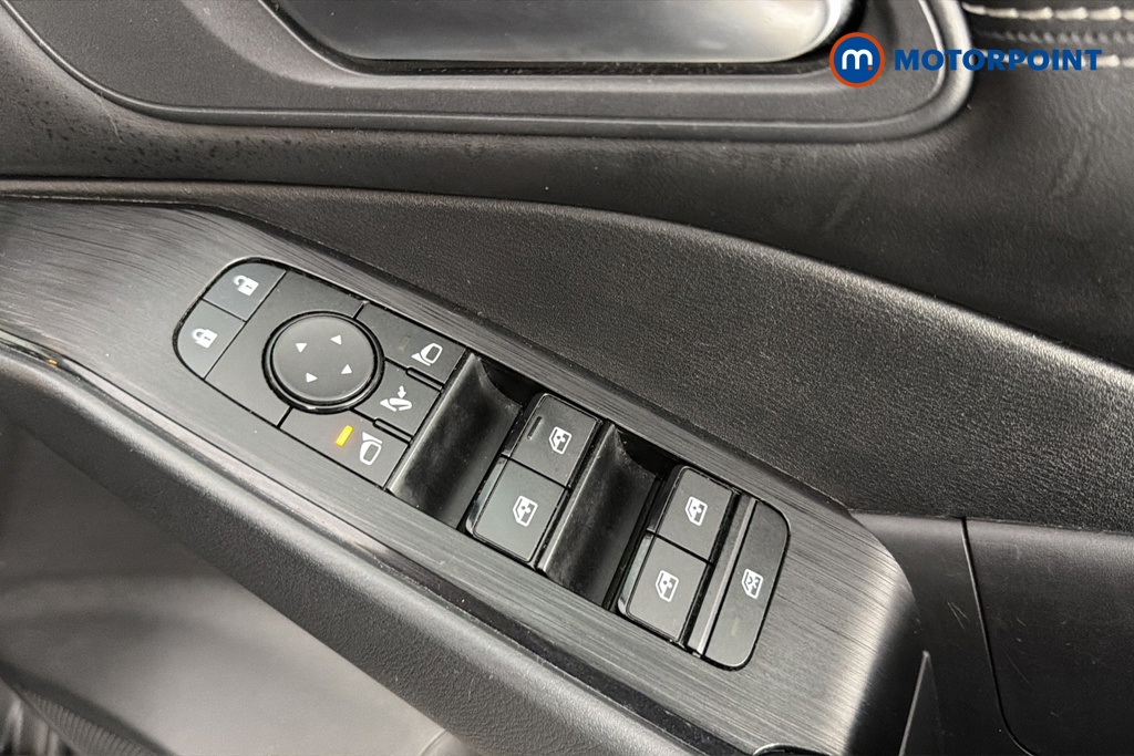 Nissan Qashqai Acenta Premium Automatic Petrol SUV - Stock Number (1685600) - 19th supplementary image