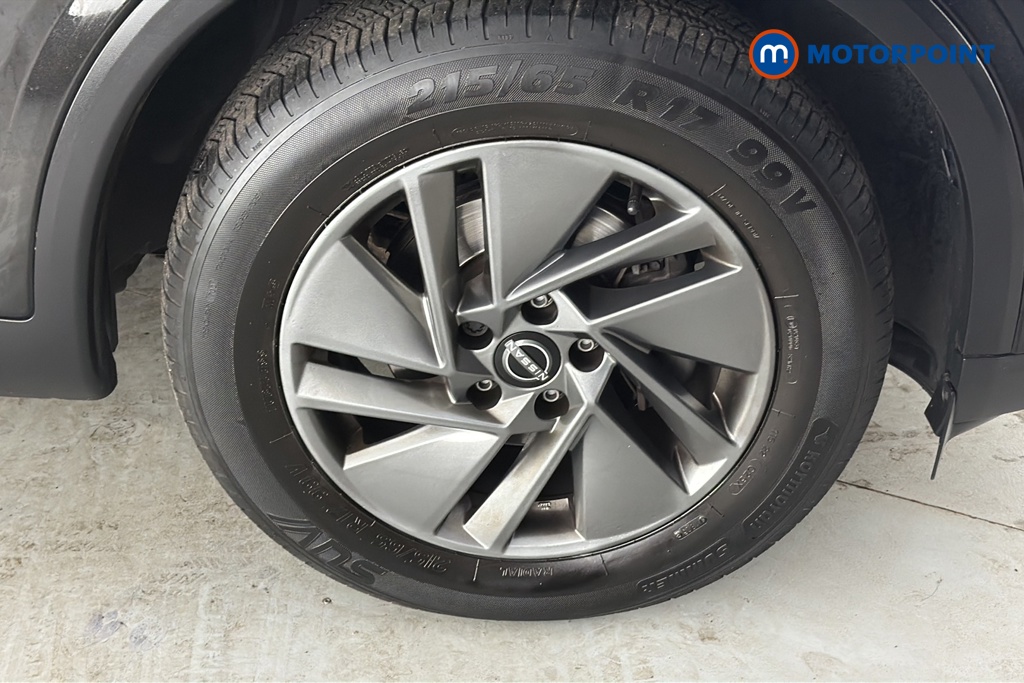 Nissan Qashqai Acenta Premium Automatic Petrol SUV - Stock Number (1685600) - 47th supplementary image
