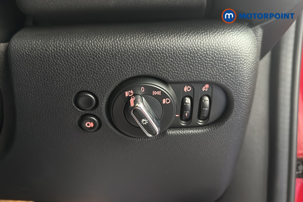 Mini Hatchback Cooper Classic Automatic Petrol Hatchback - Stock Number (1685620) - 11th supplementary image