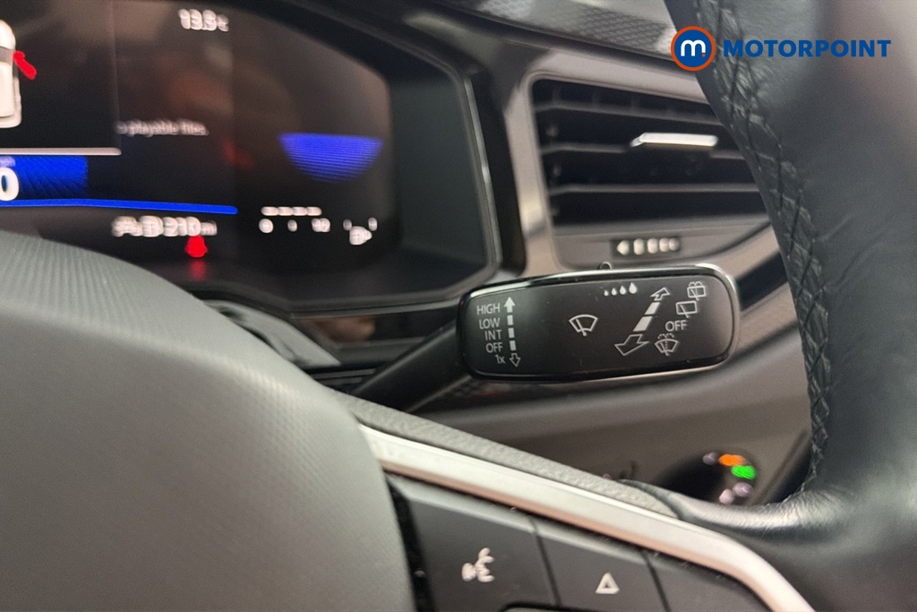 Volkswagen Polo Life Manual Petrol Hatchback - Stock Number (1685646) - 6th supplementary image