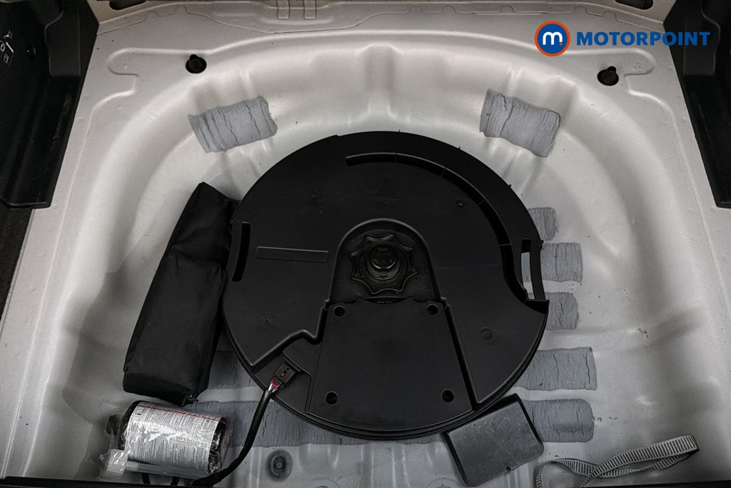 Audi Q2 S Line Manual Petrol SUV - Stock Number (1685761) - 33rd supplementary image