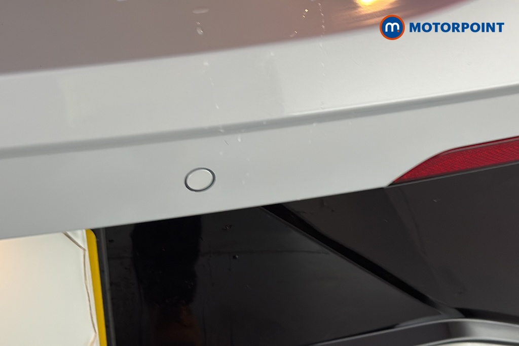 Hyundai I20 Tech Line Automatic Petrol Hatchback - Stock Number (1686041) - 39th supplementary image
