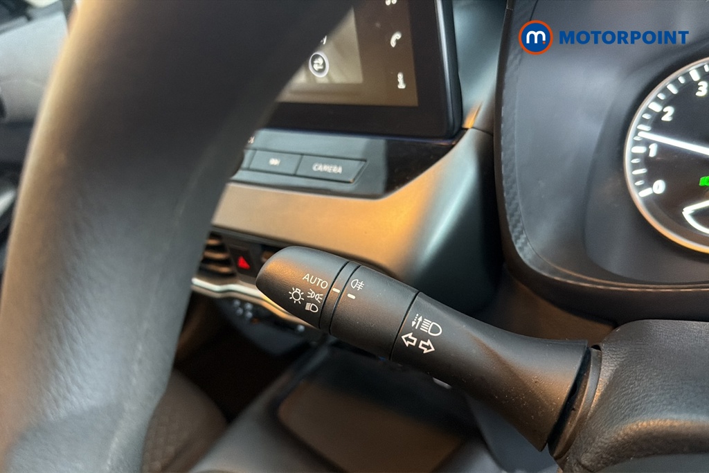 Nissan Juke Acenta Premium Manual Petrol SUV - Stock Number (1687091) - 5th supplementary image