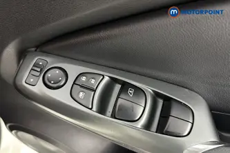 Nissan Juke Acenta Premium Manual Petrol SUV - Stock Number (1687091) - 19th supplementary image